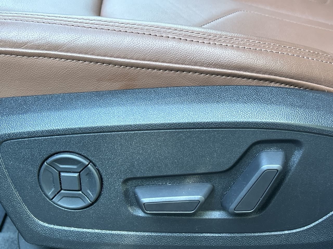 Used 2020 Chronos Grey Met Audi PROGRESSIV image 20
