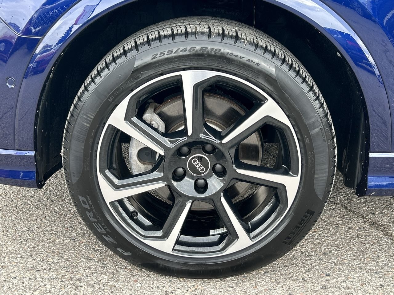 Certified Used 2021 Navarra Blue MET Audi TECHNIK image 18