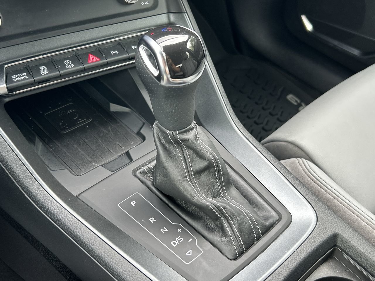 Certified Used 2021 Navarra Blue MET Audi TECHNIK image 28