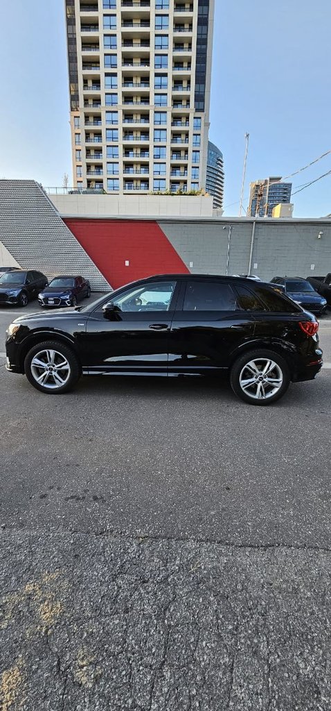 Used 2021 Mythos Black MET Audi PROGRESSIV image 2