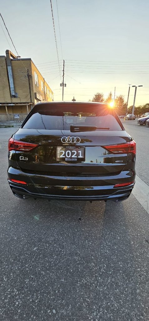 Used 2021 Mythos Black MET Audi PROGRESSIV image 4