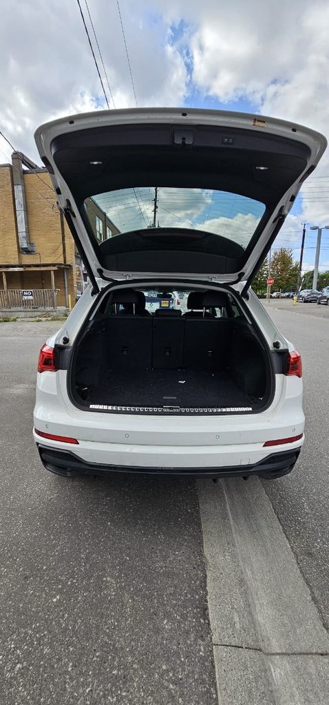 Used 2021 WHITE Audi TECHNIK image 4