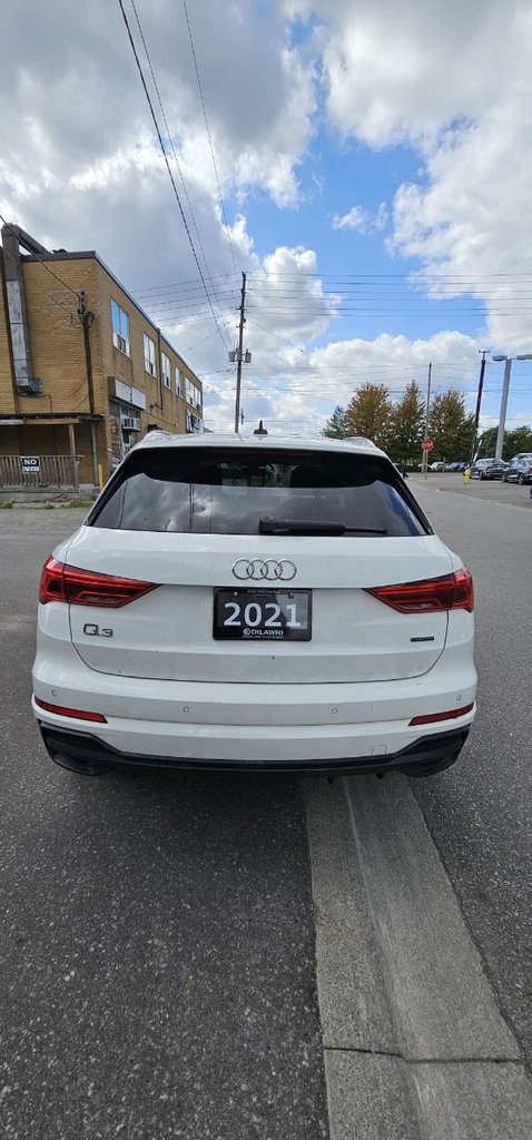 Used 2021 WHITE Audi TECHNIK image 3