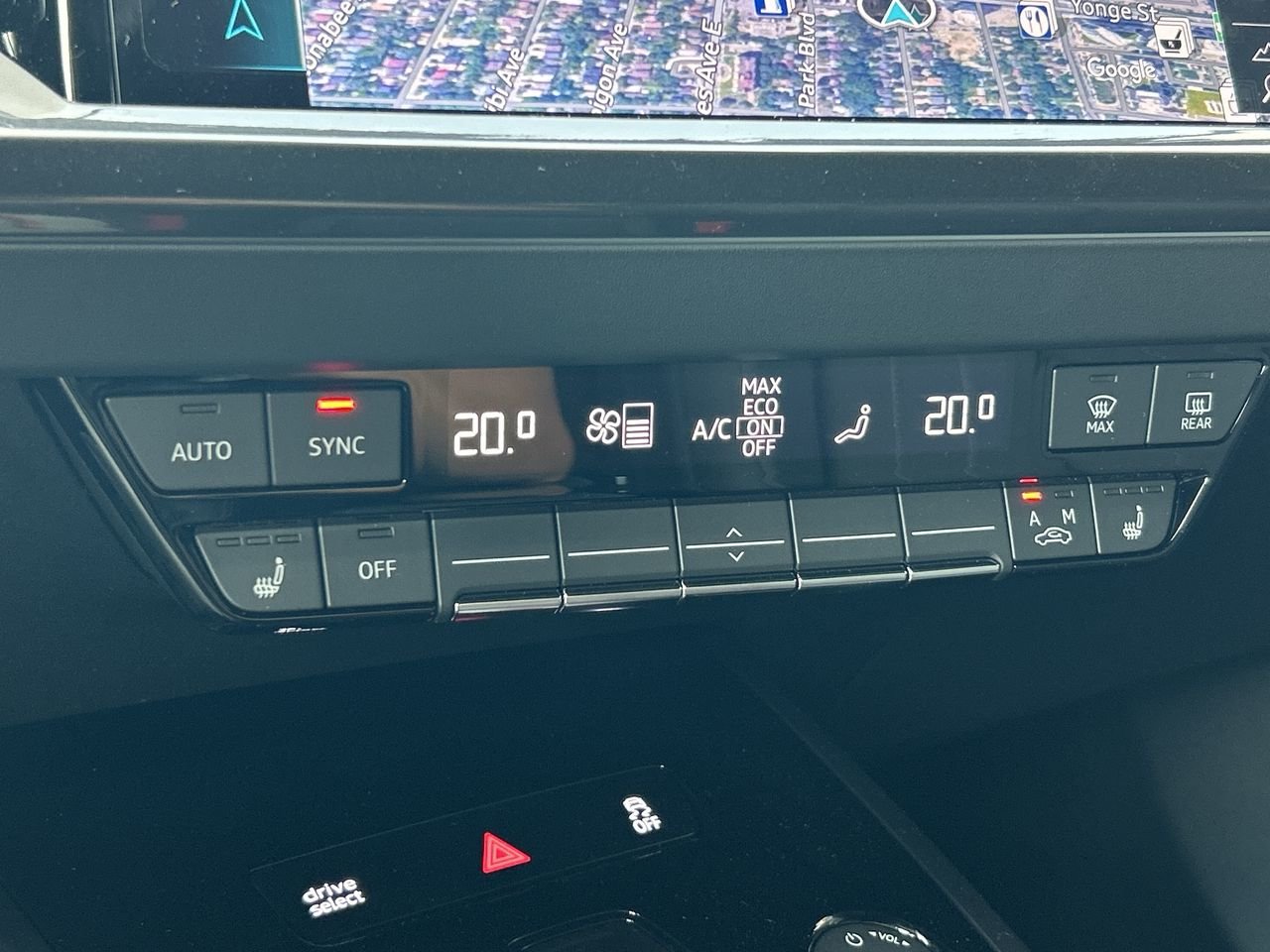 New 2023 Glacier white metallic Audi 50 quattro image 27