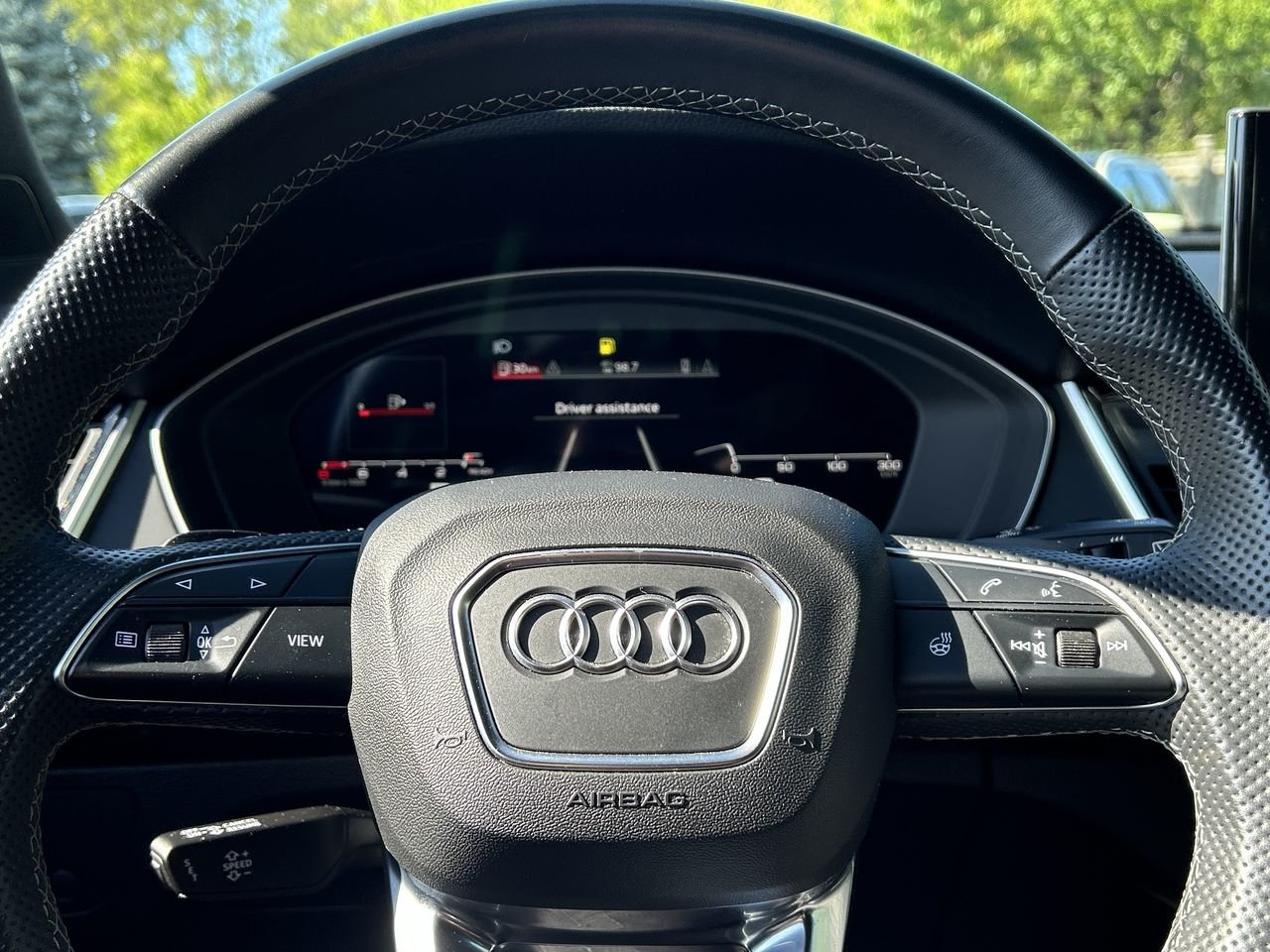 Used 2021 Glacier White MET Audi TECHNIK image 22
