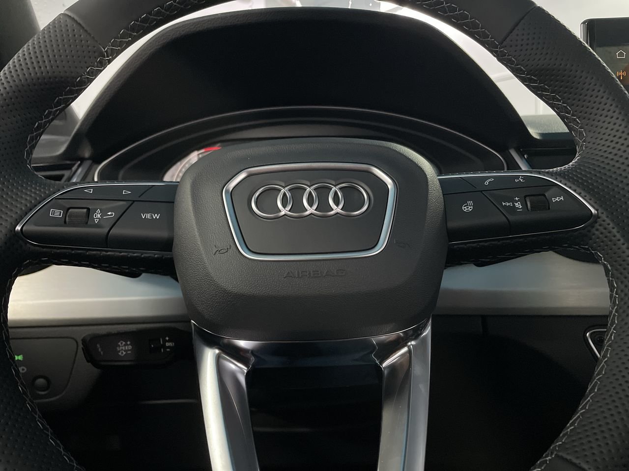 New 2023 Navarra blue metallic Audi Technik 45 TFSI quattro image 22