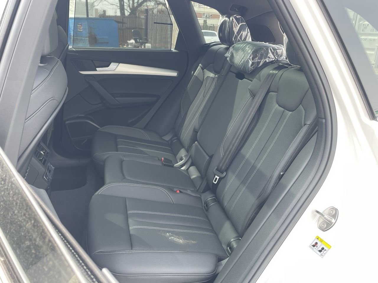 New 2023 Ibis white Audi Technik 45 TFSI quattro image 31