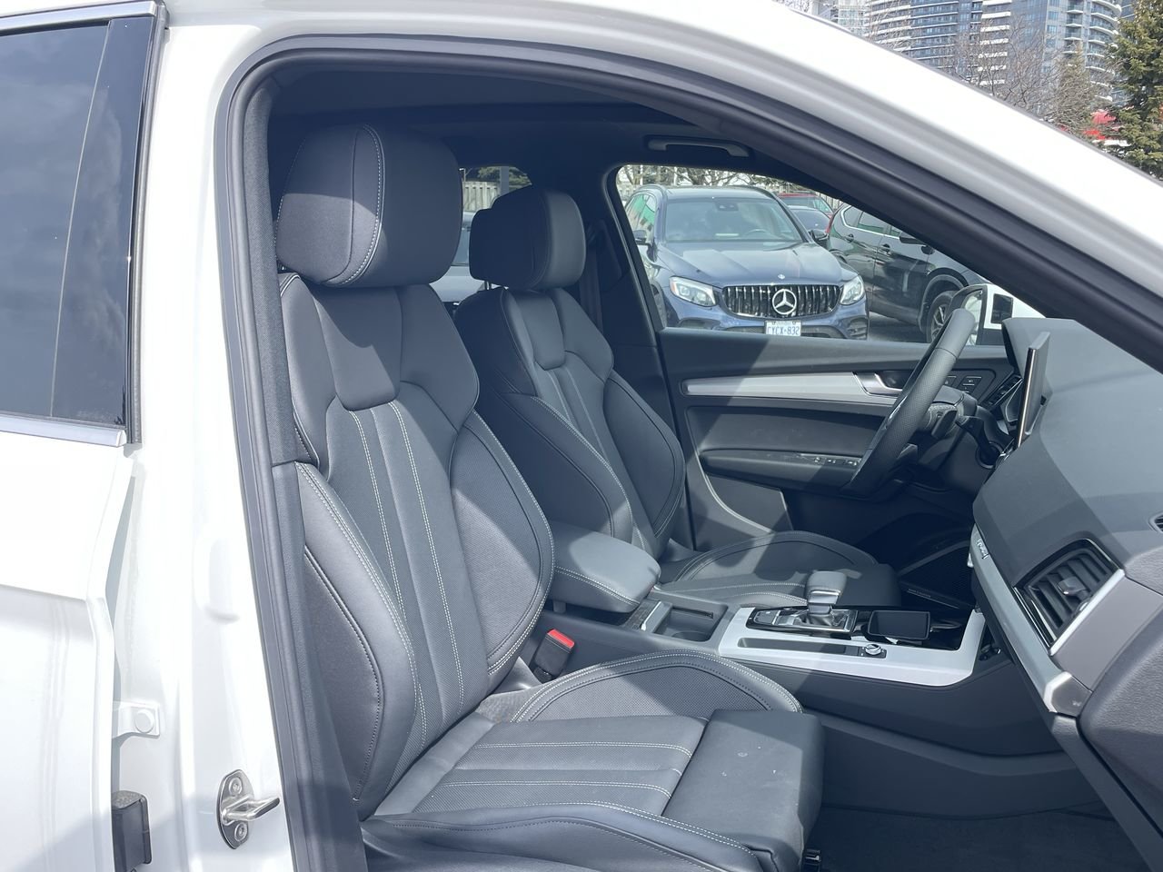 New 2023 Ibis white Audi Technik 45 TFSI quattro image 32