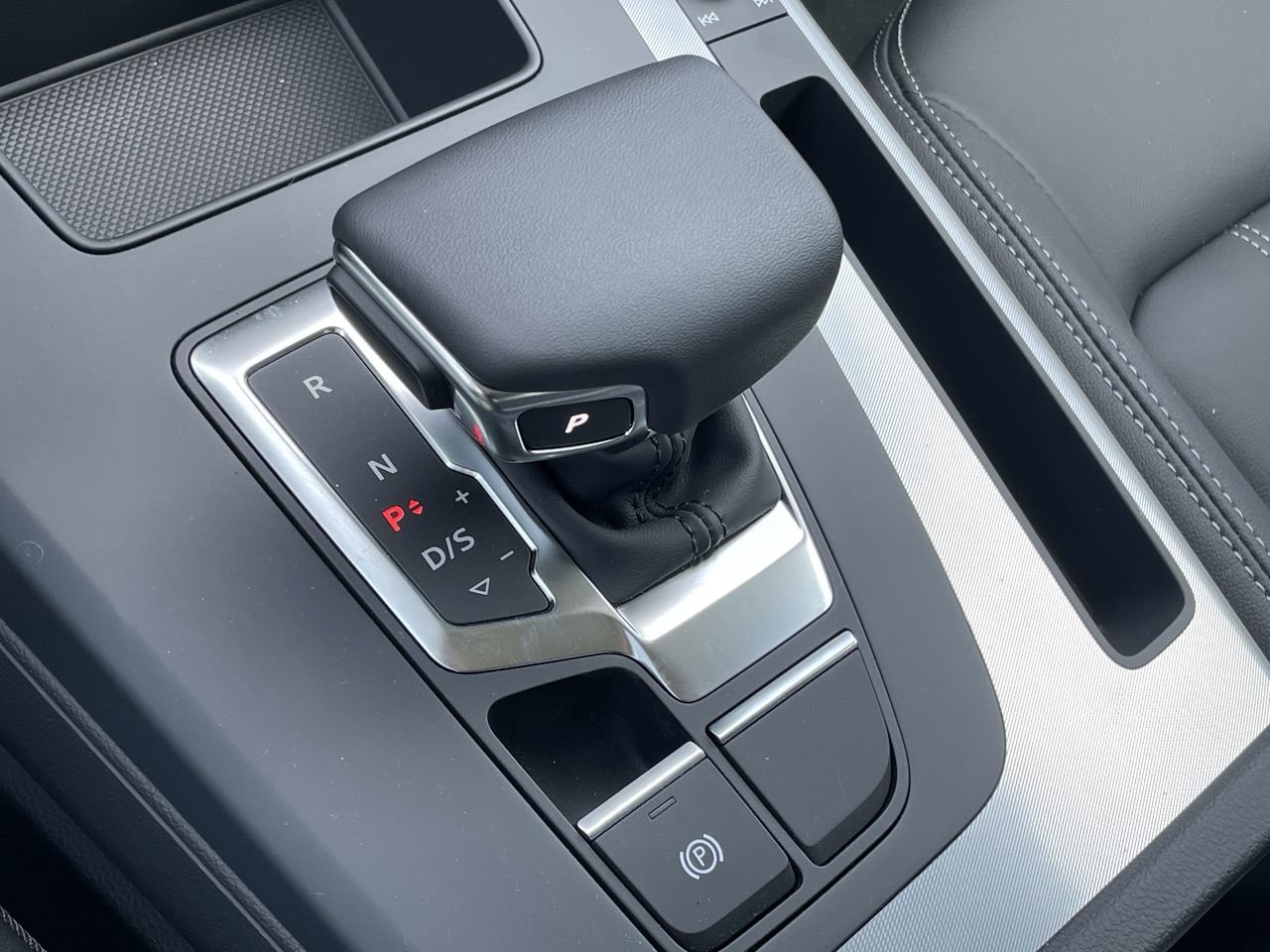 New 2023 Ibis white Audi Progressiv 45 TFSI quattro image 28