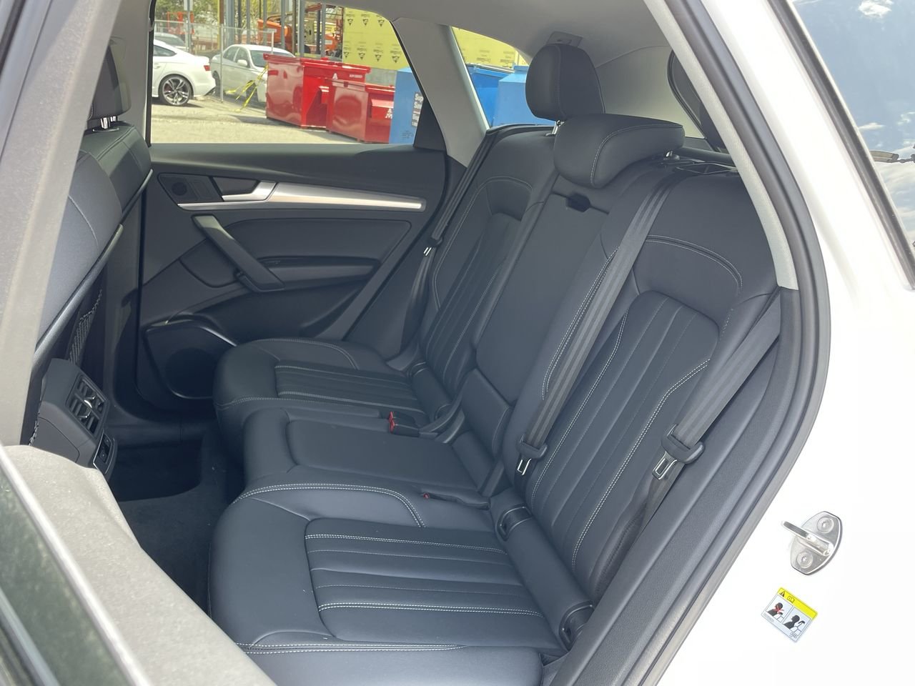 New 2023 Ibis white Audi Progressiv 45 TFSI quattro image 31