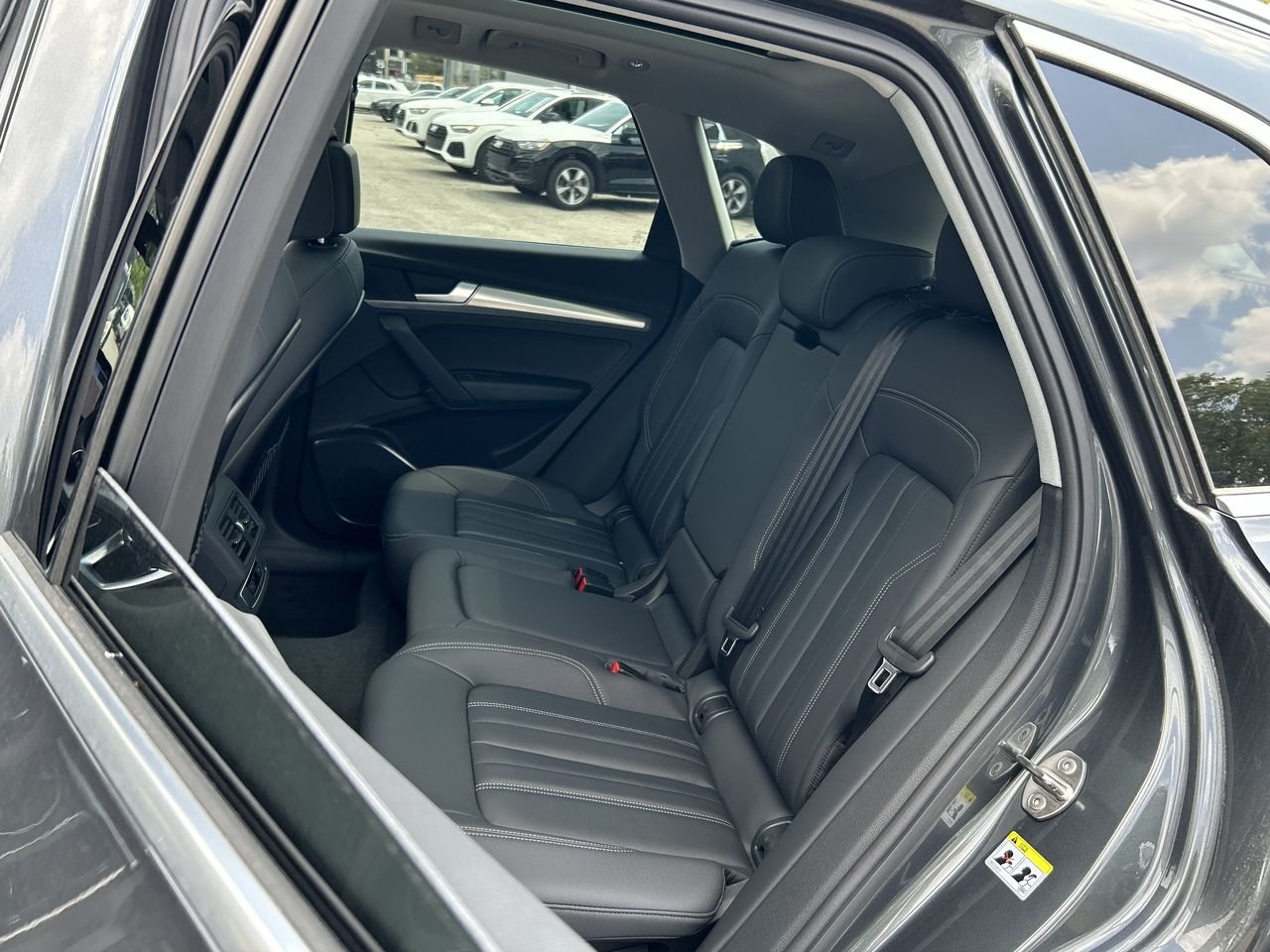 New 2023 Daytona grey pearl Audi Progressiv 45 TFSI quattro image 31