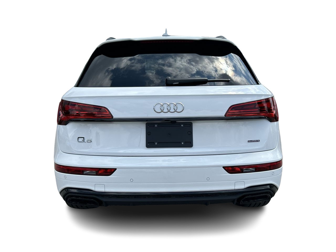 New 2023 Ibis white Audi Technik 45 TFSI quattro image 9