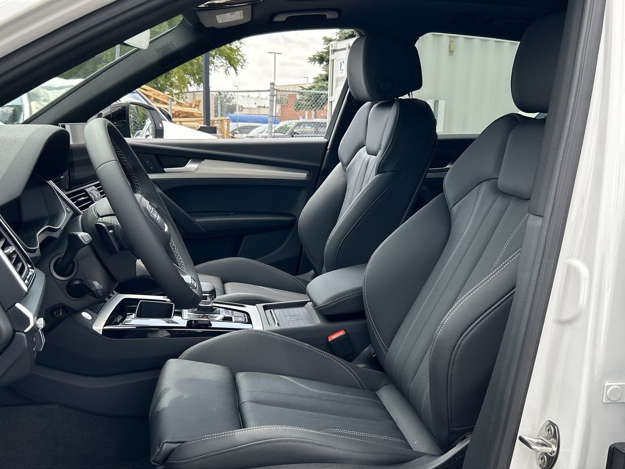 New 2023 Ibis white Audi Technik 45 TFSI quattro image 19