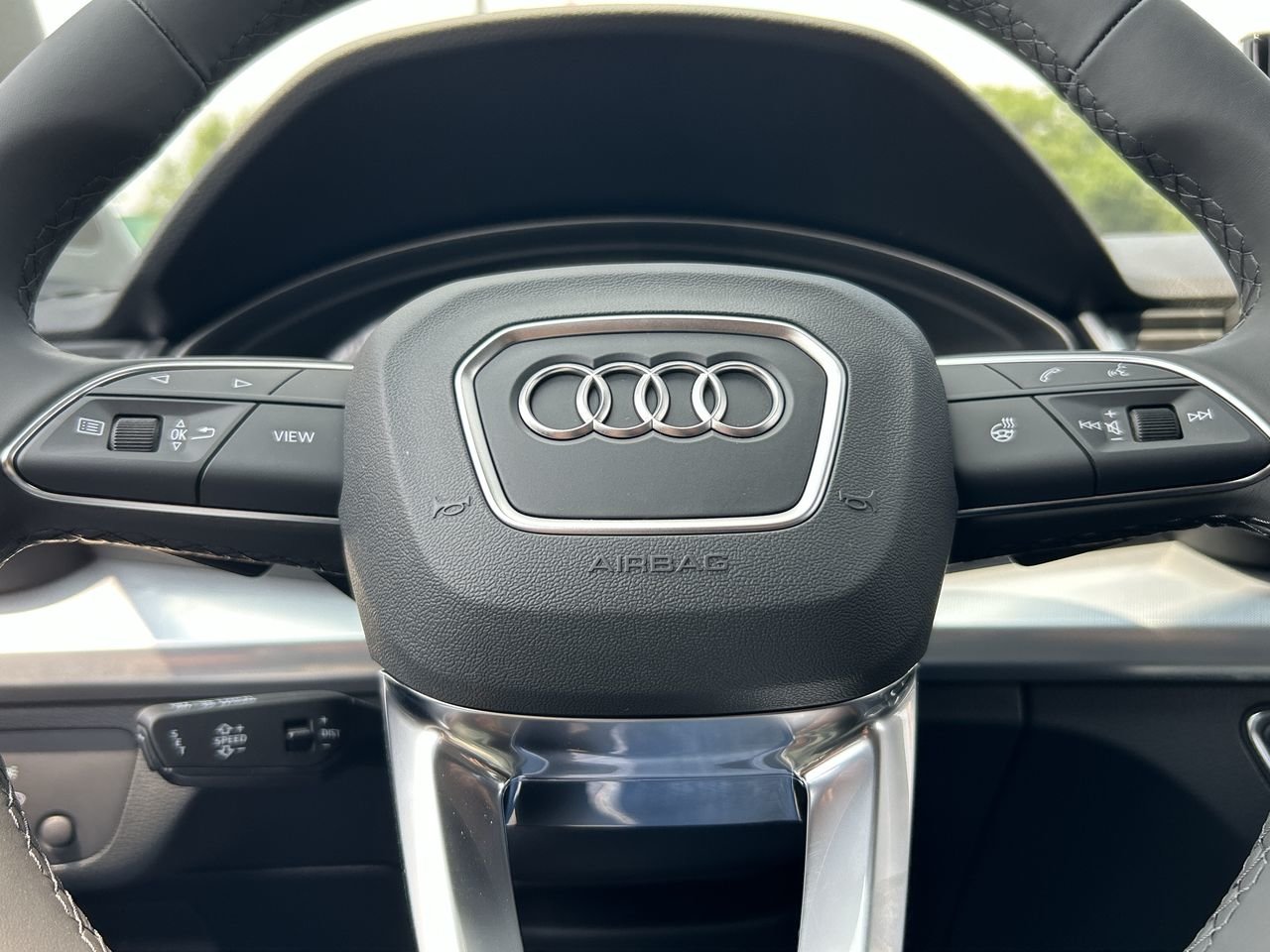 New 2023 Mythos black metallic Audi Technik 45 TFSI quattro image 22