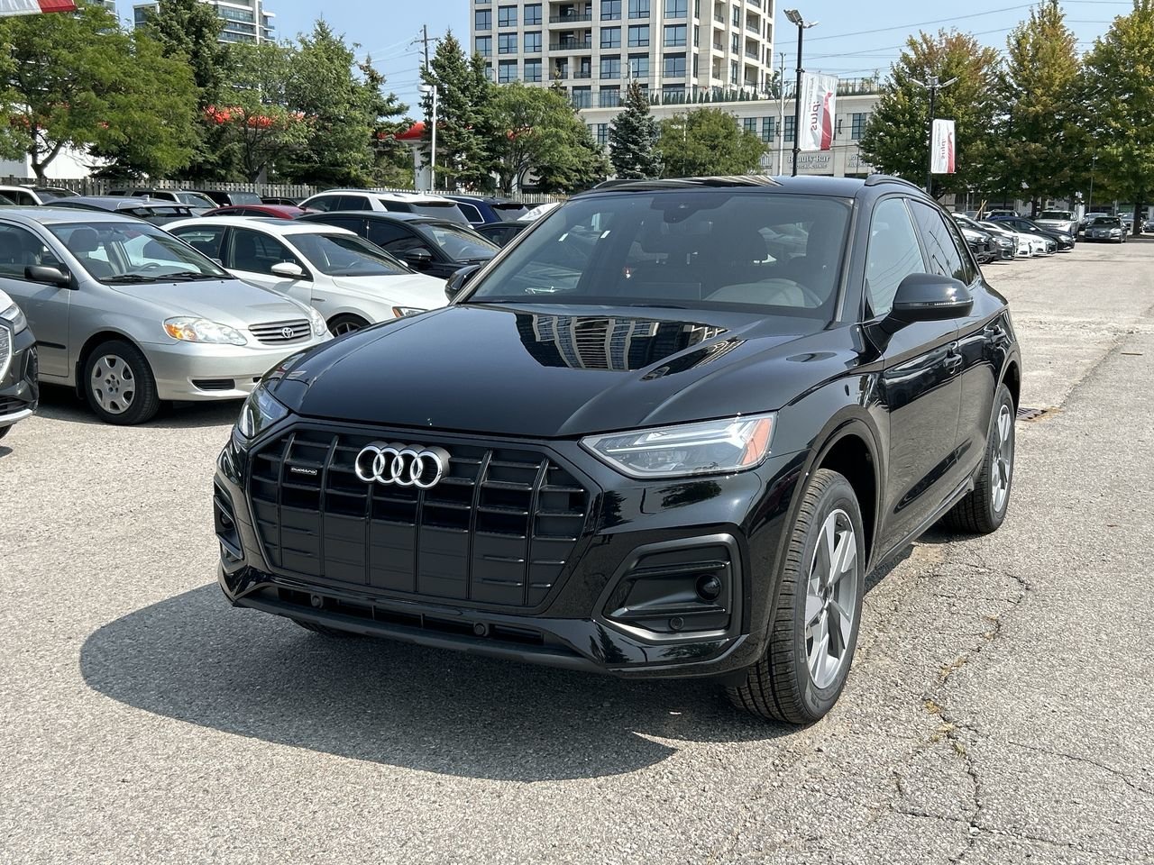 New 2023 Brilliant black Audi Komfort 40 TFSI quattro image 2