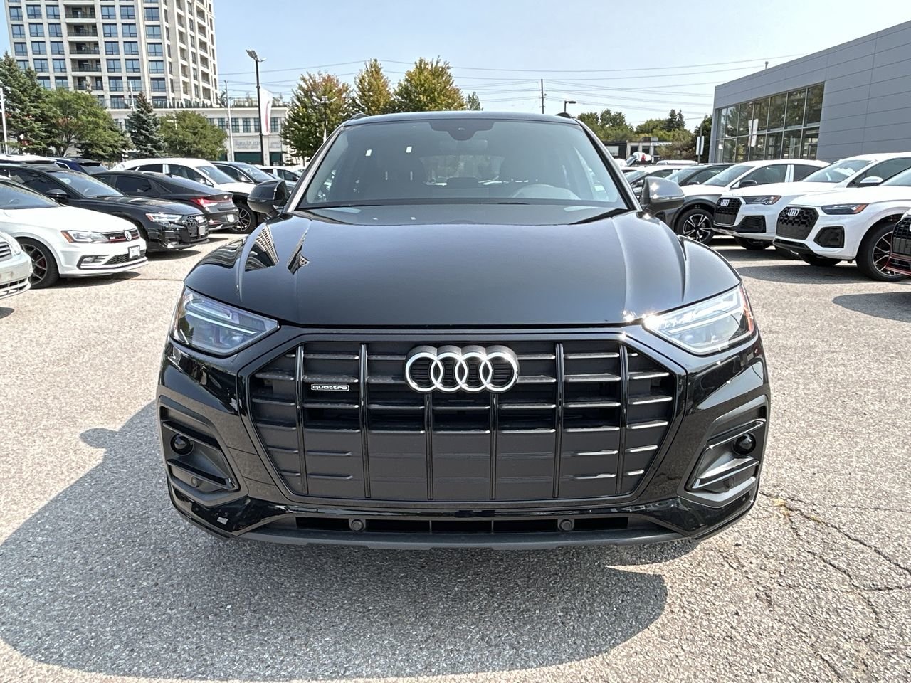 New 2023 Brilliant black Audi Komfort 40 TFSI quattro image 13