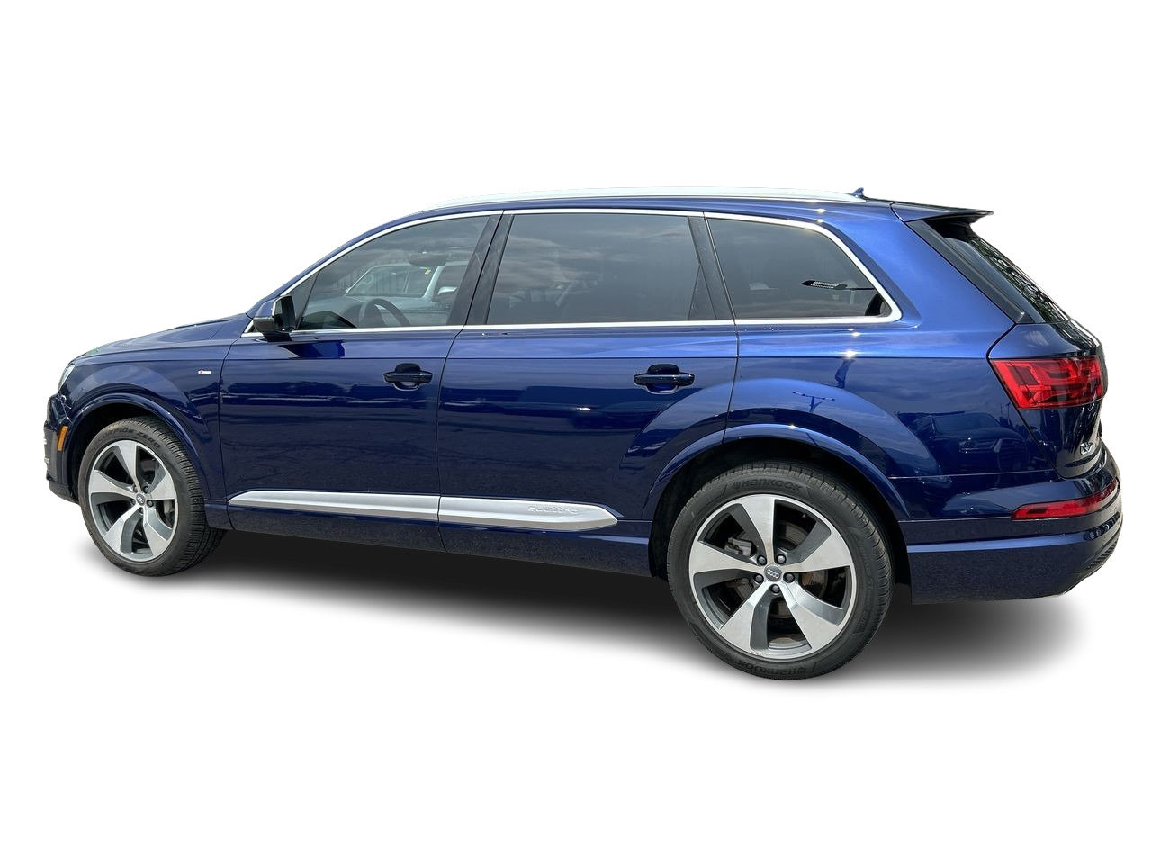 Used 2019 Navarra Blue Audi TECHNIK image 6