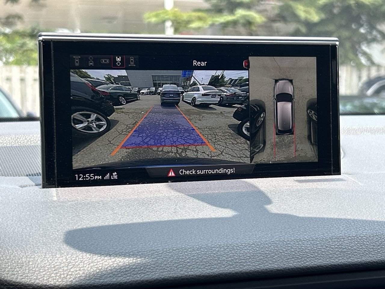 Used 2019 Navarra Blue Audi TECHNIK image 24