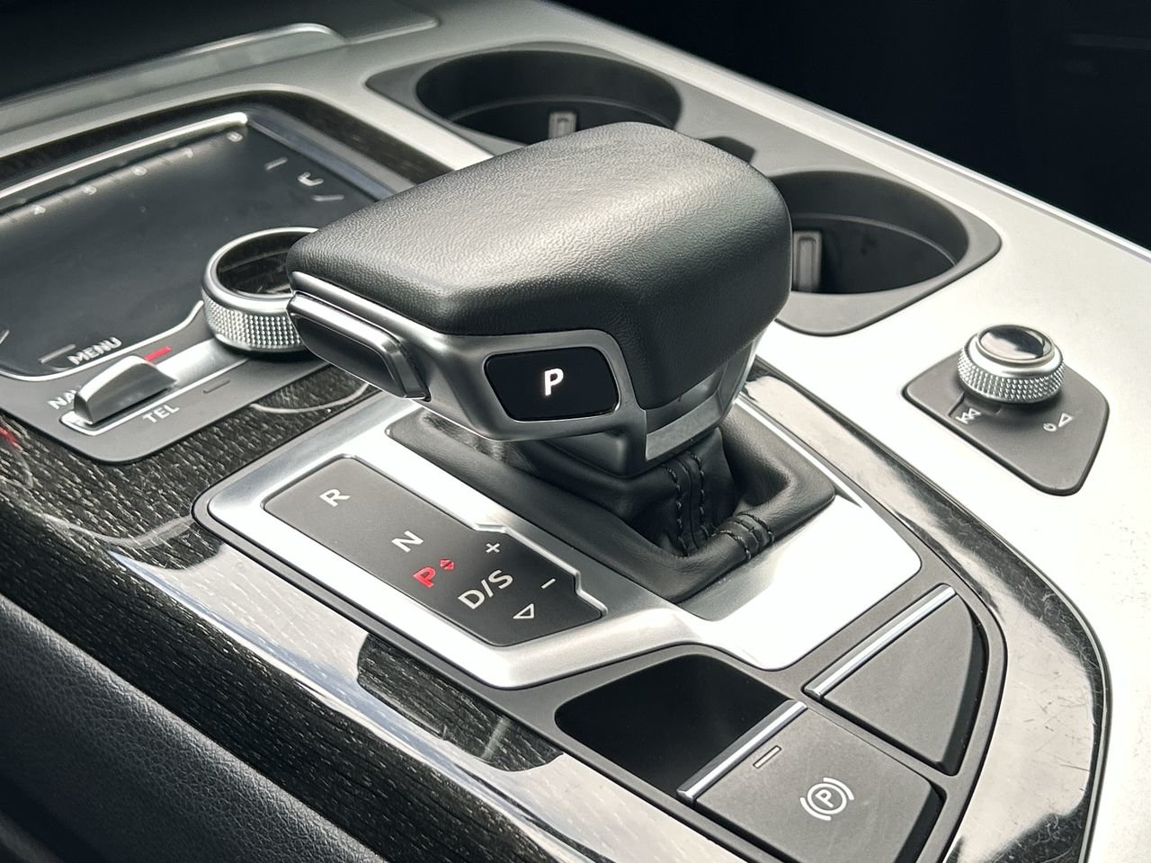 Certified Used 2019 Navarra Blue Audi TECHNIK image 28
