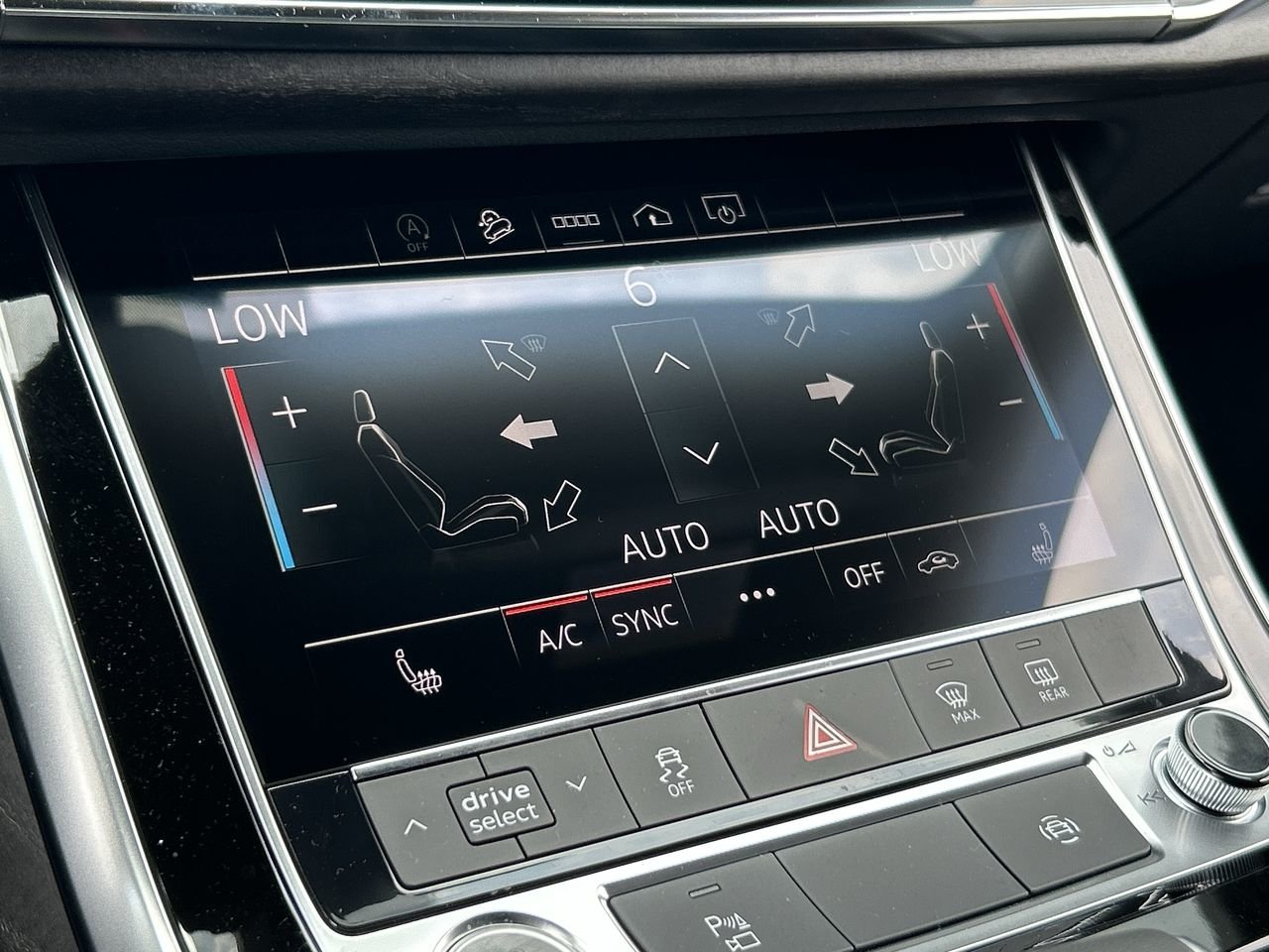 New 2023 Mythos black metallic Audi Komfort 55 TFSI quattro image 27