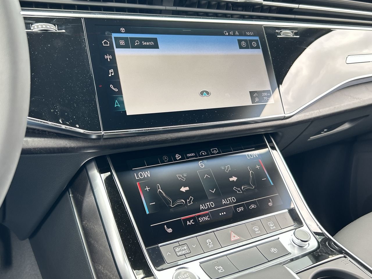 New 2023 Mythos black metallic Audi Komfort 55 TFSI quattro image 29