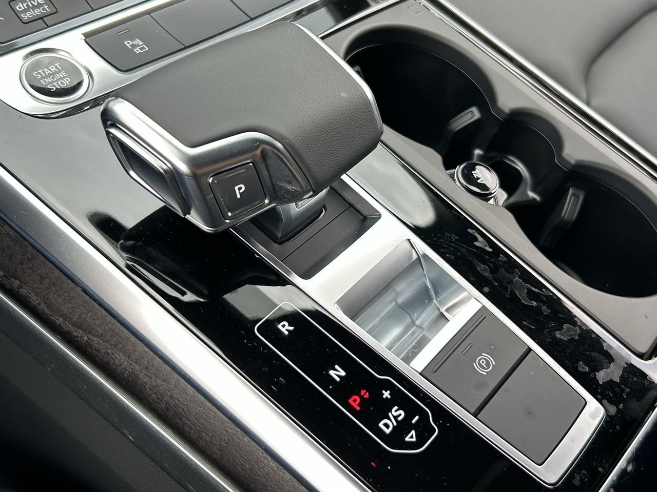 New 2023 Mythos black metallic Audi Komfort 55 TFSI quattro image 28
