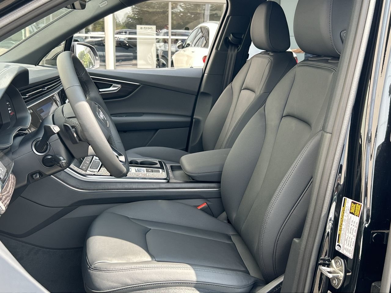 New 2023 Mythos black metallic Audi Komfort 55 TFSI quattro image 19