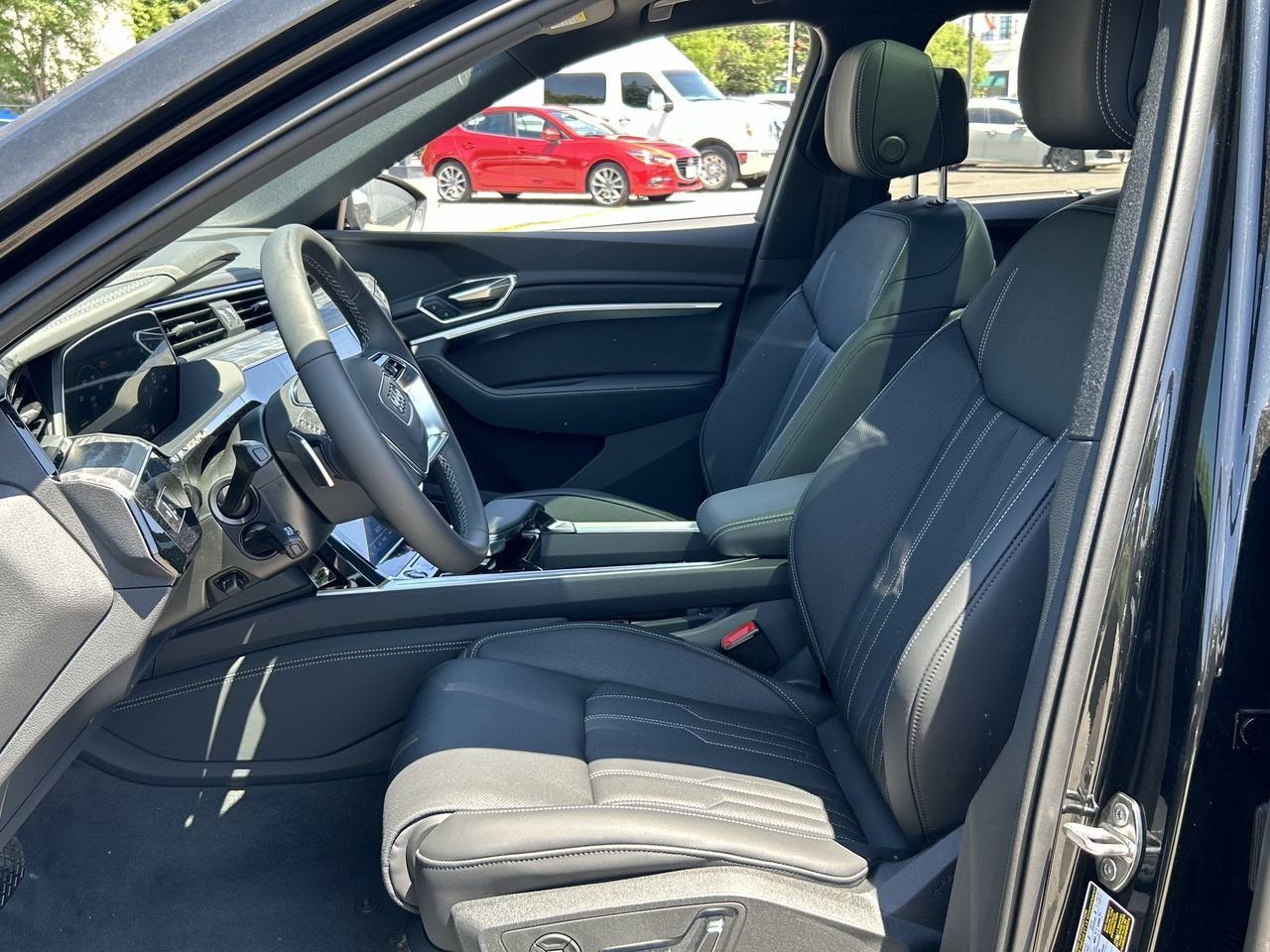 New 2024 Mythos Black metallic / Pearl effect Audi Quattro image 19
