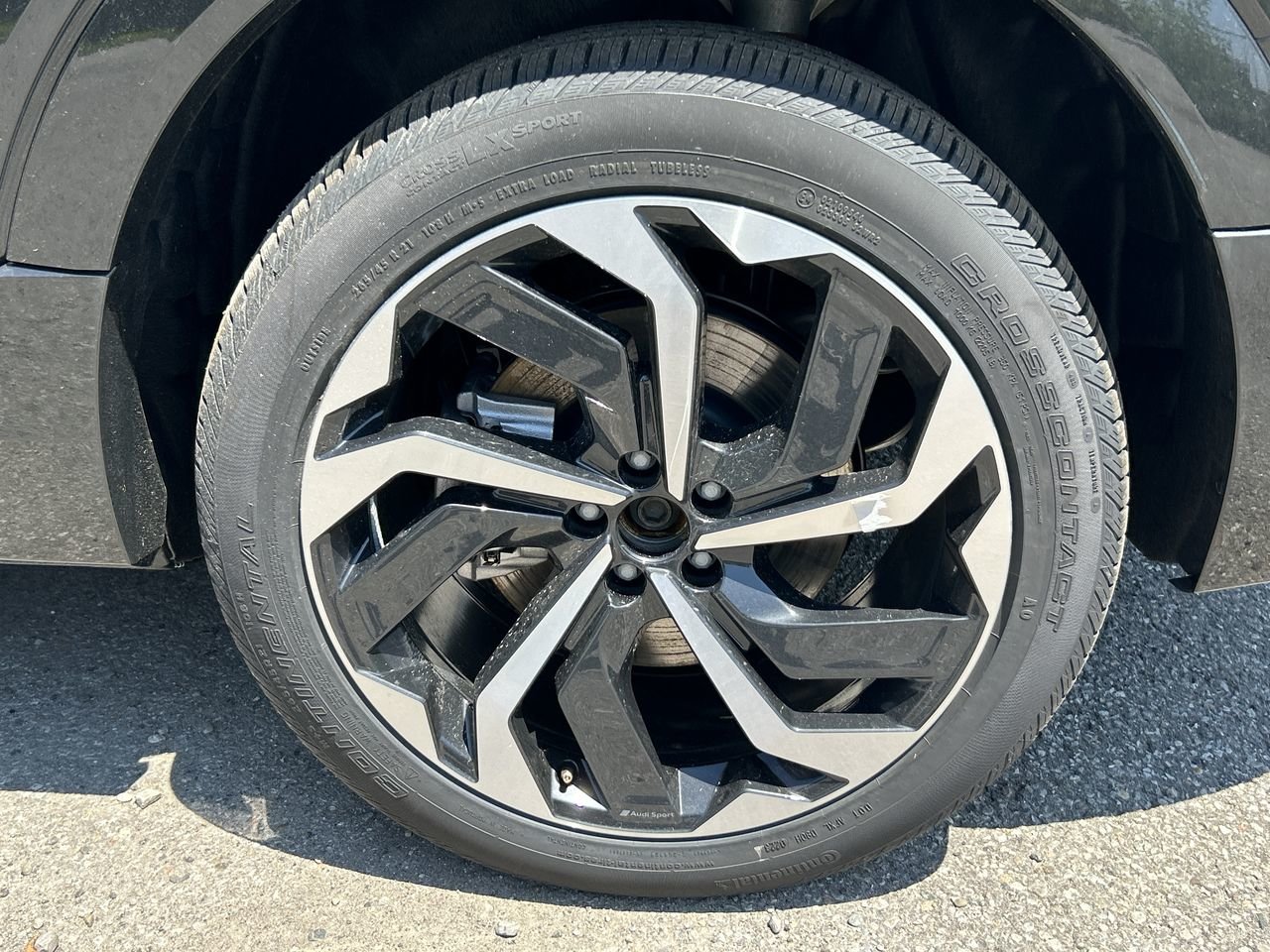 New 2024 Mythos Black metallic / Pearl effect Audi Quattro image 18