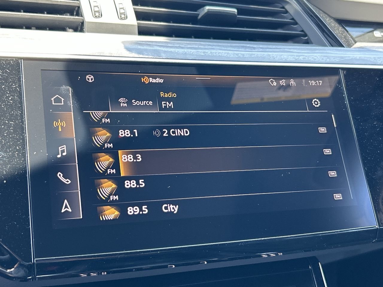 New 2024 Mythos Black metallic / Pearl effect Audi Quattro image 24