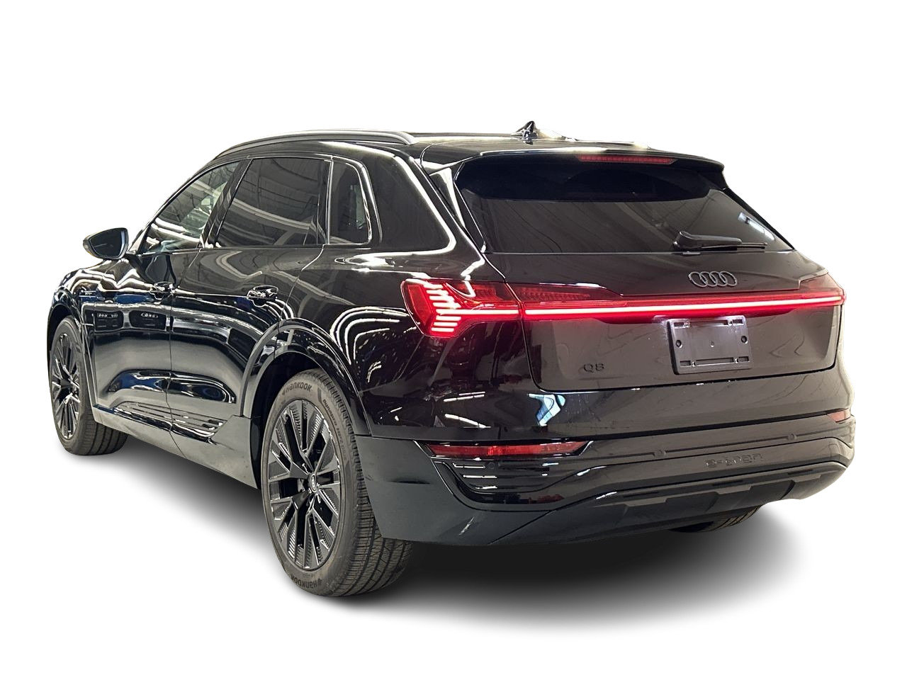 New 2024 Mythos Black metallic / Pearl effect Audi Quattro image 6
