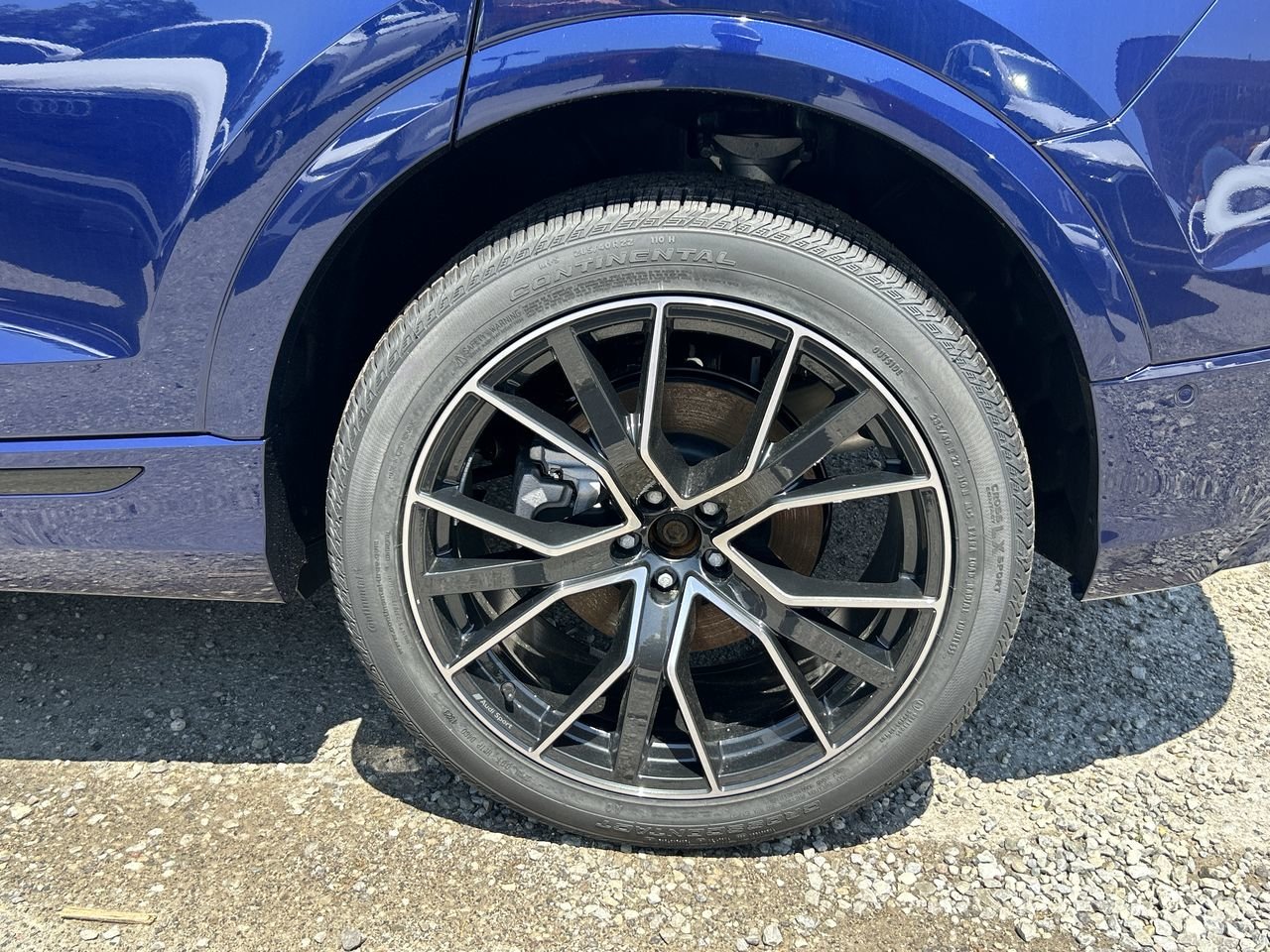 New 2023 Navarra Blue metallic Audi Progressiv image 18
