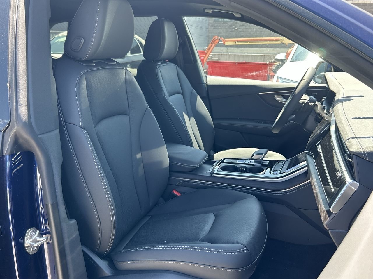 New 2023 Navarra Blue metallic Audi Progressiv image 32