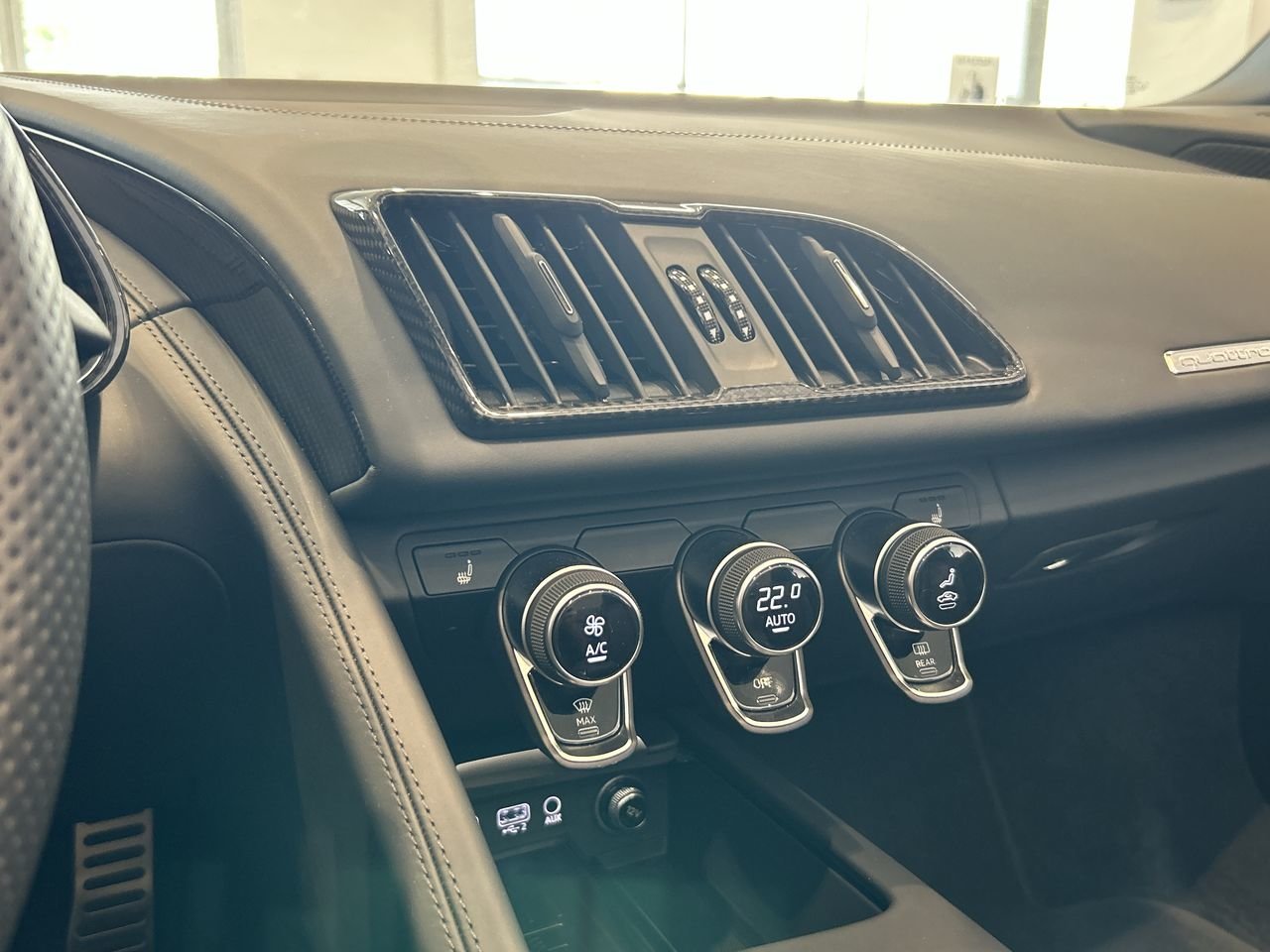 New 2023 Mythos black metallic Audi V10 performance quattro image 31