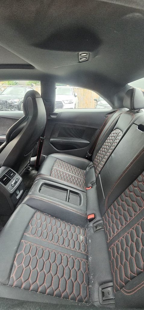 Used 2019 Black Audi QUATTRO image 6