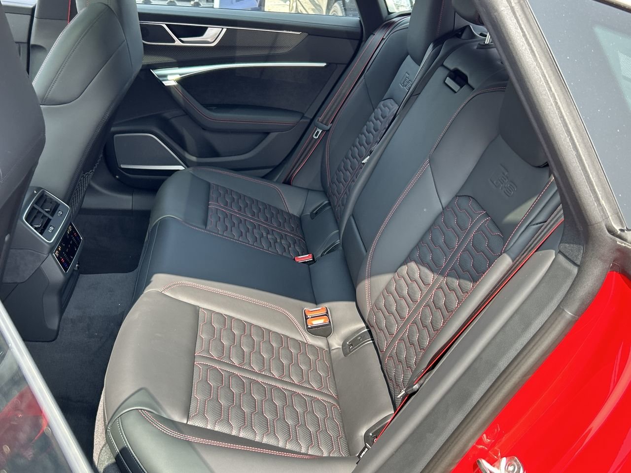 New 2023 Tango red  metallic Audi TFSI quattro image 31
