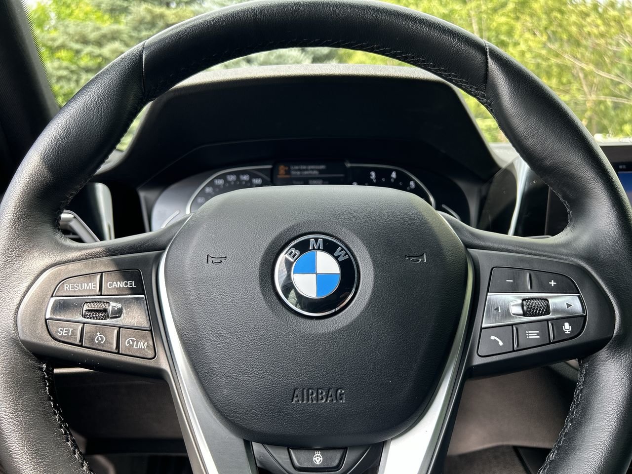 Used 2022 Mineral Grey Met BMW XDrive image 22