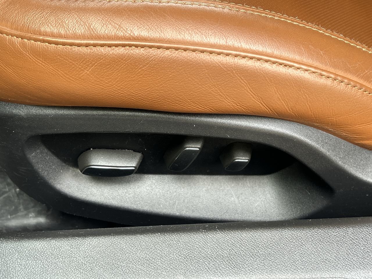 Used 2016 Blue Chevrolet Coupe image 20