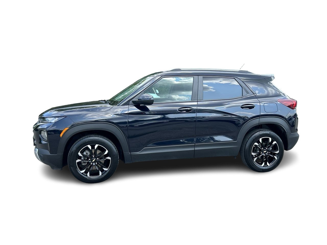 Used 2021 Black Chevrolet LT image 4