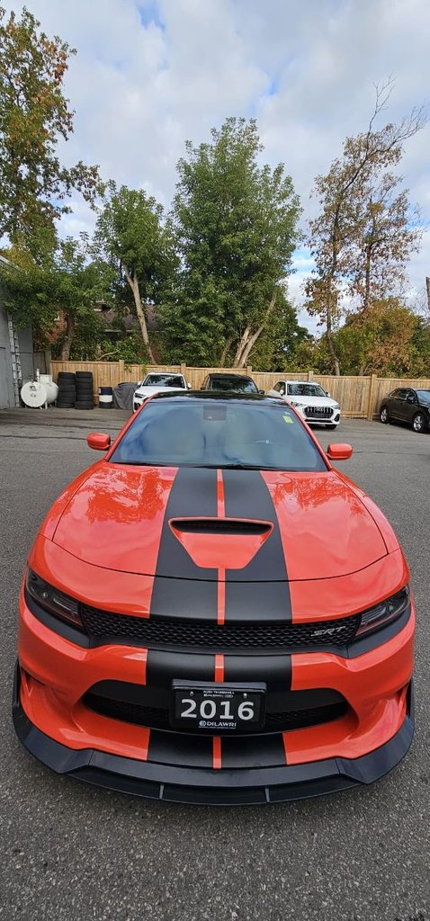 2016 Dodge Charger SRT