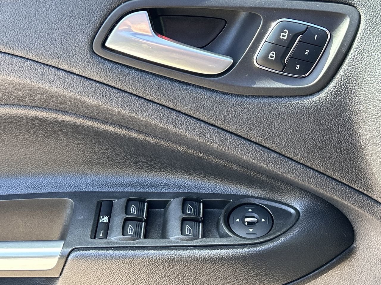 Used 2014 Black Ford Titanium - FWD image 21