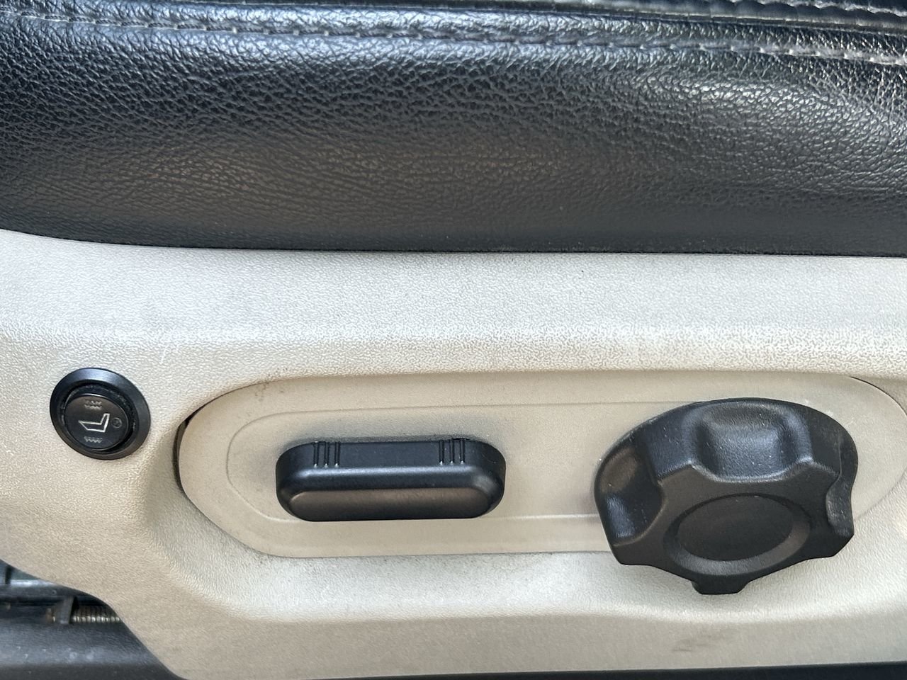 Used 2013 grey Ford EcoBoost image 20