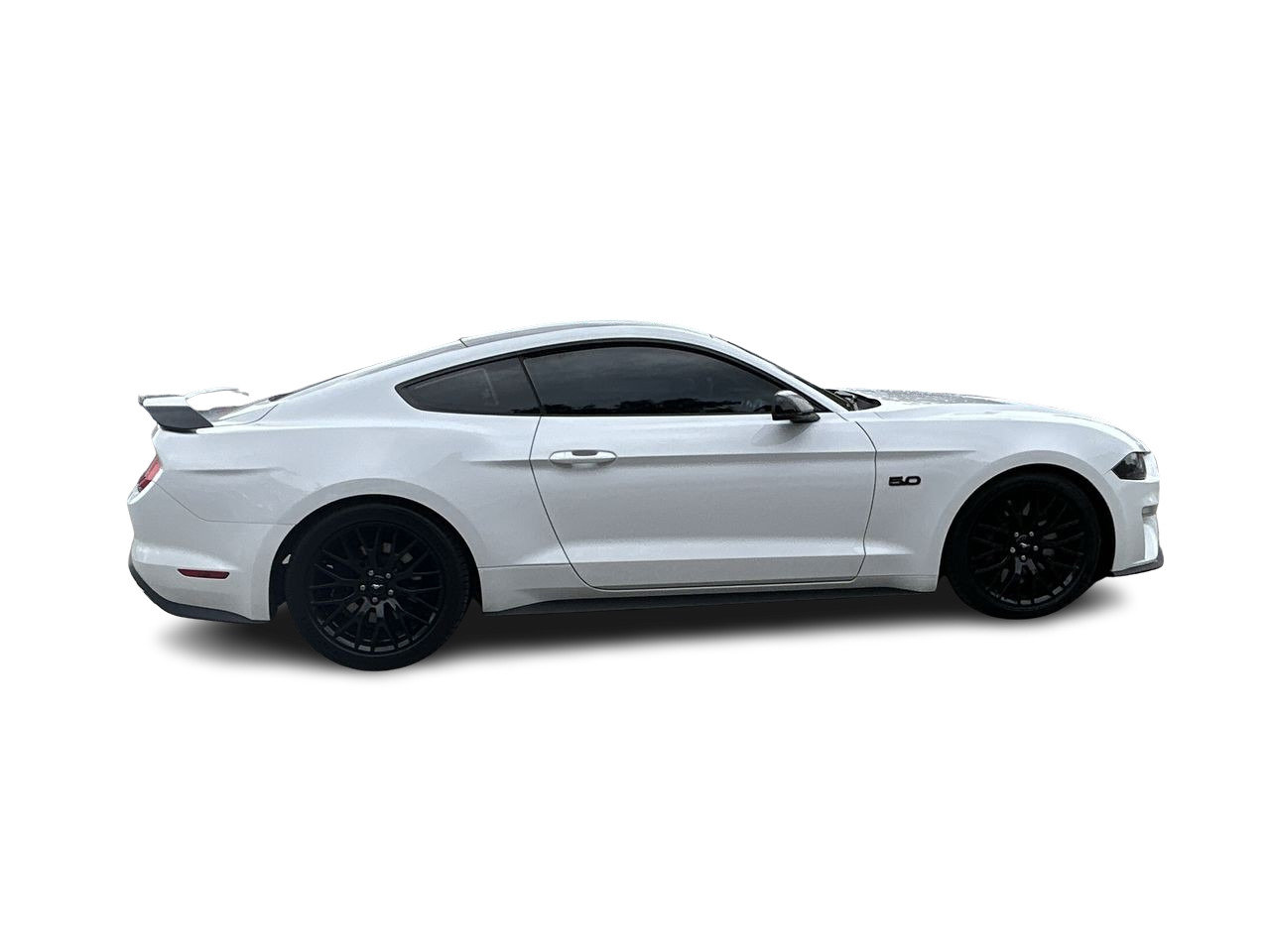 Used 2018 Oxford White Ford GT Premium image 12