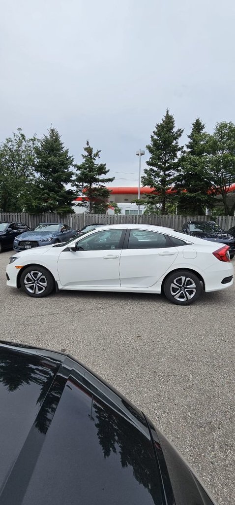 Used 2018 White Honda Sedan LX CVT image 2