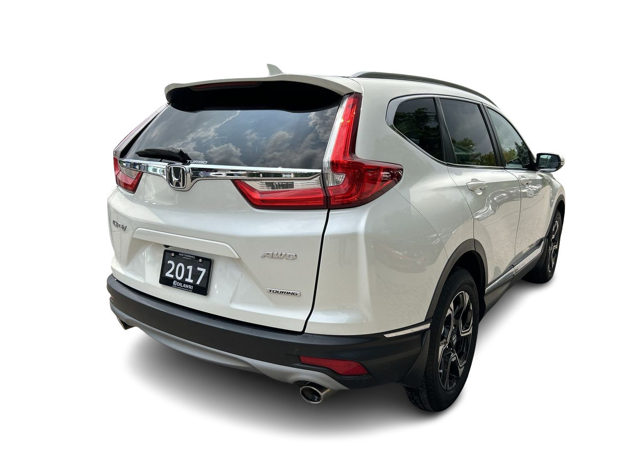 Used 2017 White Diamond Pearl Honda Touring image 10