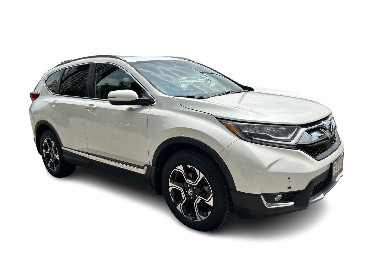 Used 2017 White Diamond Pearl Honda Touring image 15