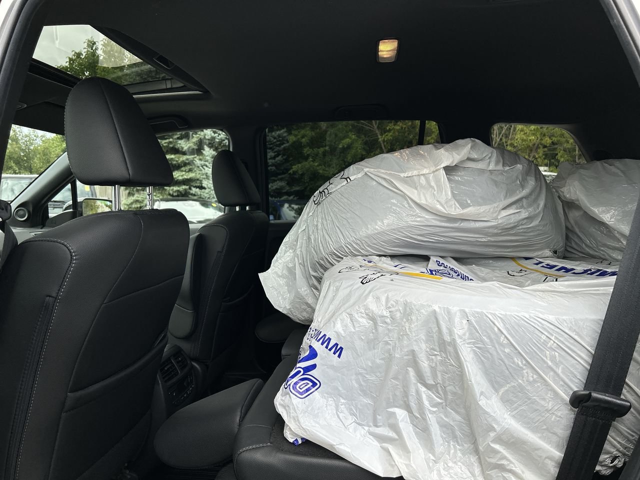 Used 2019 White Honda Touring image 31