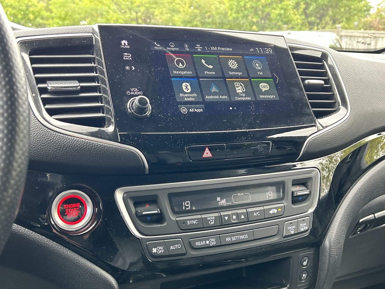 Used 2019 White Honda Touring image 29