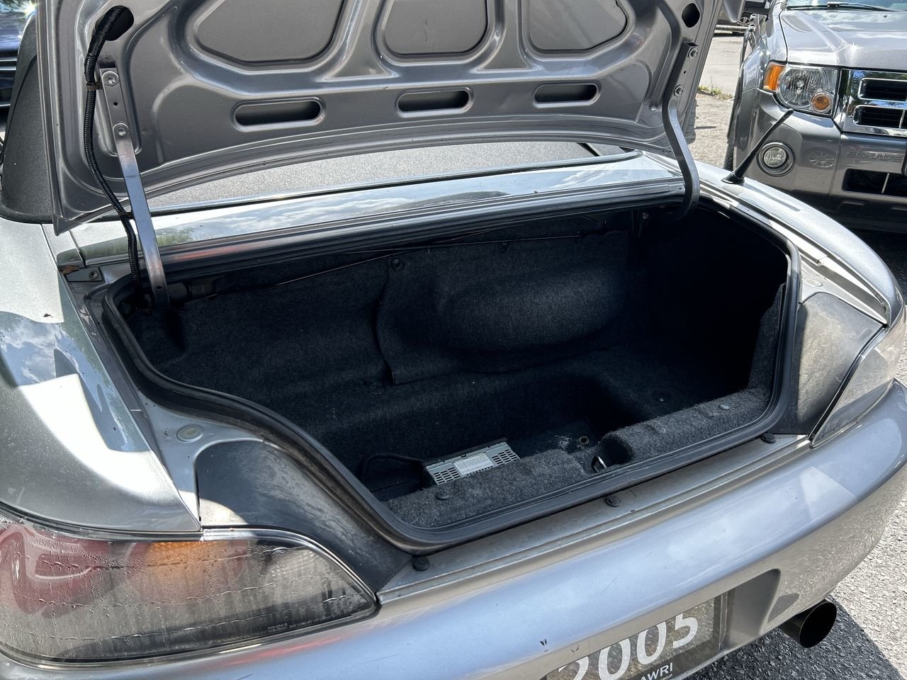 Used 2005  Honda Coupe image 28
