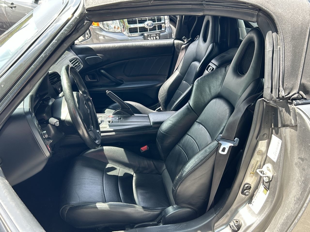 Used 2005  Honda Coupe image 19